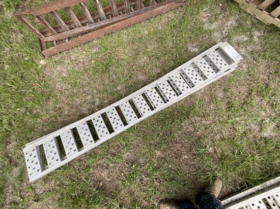83in Long Aluminum Loading Ramps