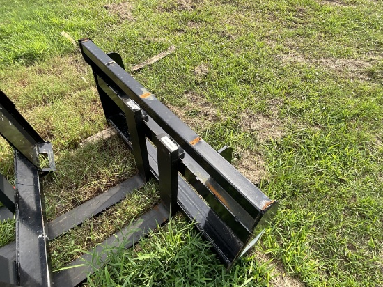 New Skid Steer Forks Attachment