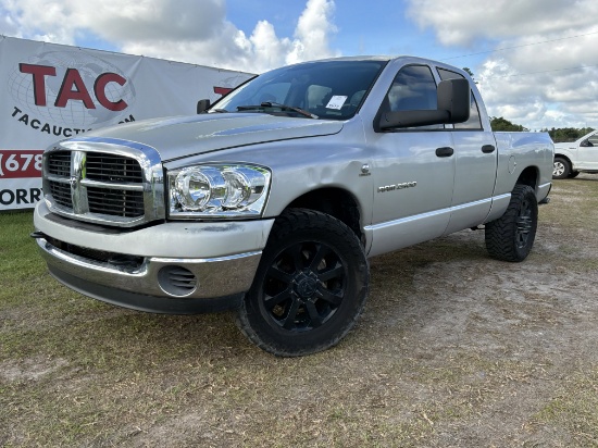 2006 Dodge Ram 2500 SLT 4 Door Crew Cab Pickup Truck