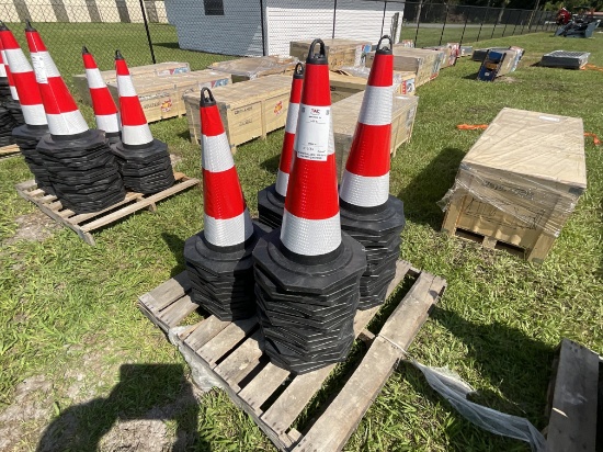New Traffic Warning Cones (50 Count)