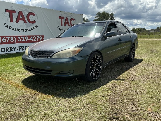 2002 Toyota Camry XLE Sedan