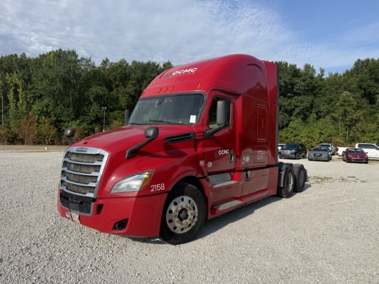 2018 Freightliner Cascadia 126 Sleeper Truck