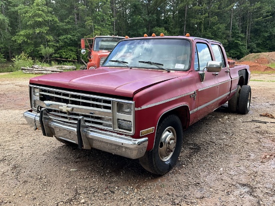1987 Chevrolet R30 3500 Crew Cab Dually Pickup Truck