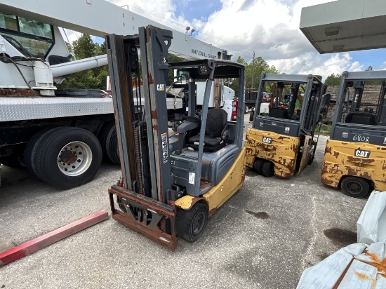 CAT 2ET4000 Forklift
