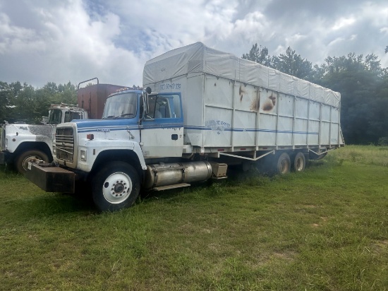 1992 FORD L9000 STOVER EQUIPMENT COTTON MODULE HAULER