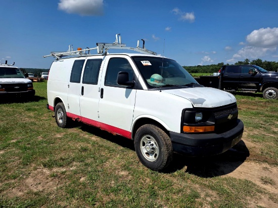 2011 Chevrolet Express Cargo Van