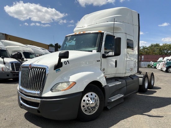 2018 International LT625 Single Bunk Sleeper Semi Truck