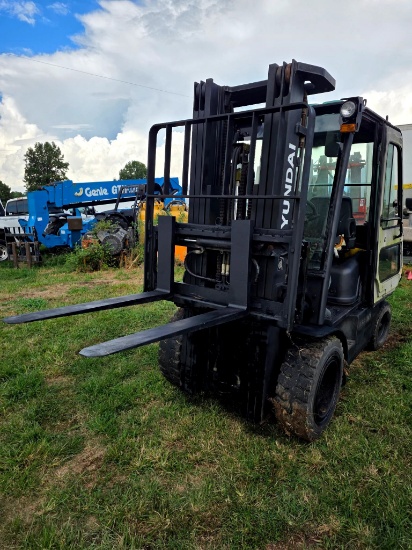 Hyundai 33D-73 FORKLIFT