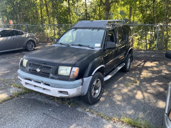 2001 Nissan Xterra SUV