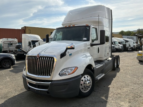 2018 International LT625 Single Bunk Sleeper Semi Truck