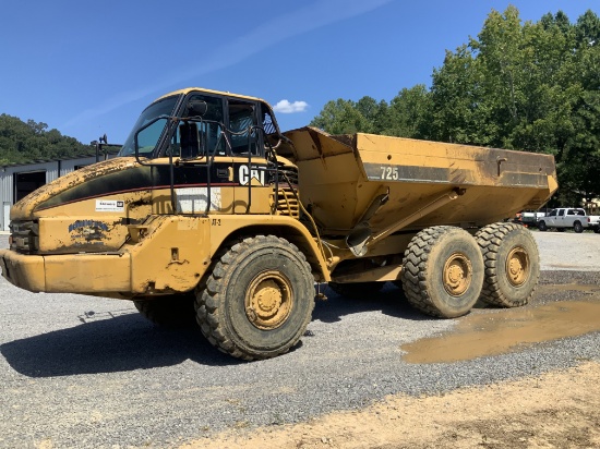CAT 725 Articulating Dump Truck