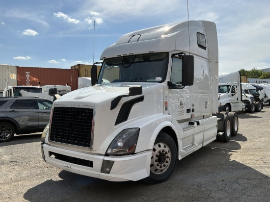 2017 VOLVO VNL Double Bunk Sleeper Semi Truck
