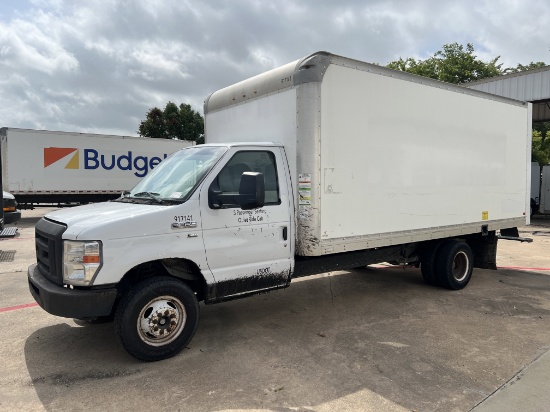 2019 Ford E-350 16ft Box Truck