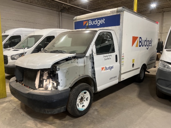 2019 GMC Savana 12ft Box Truck