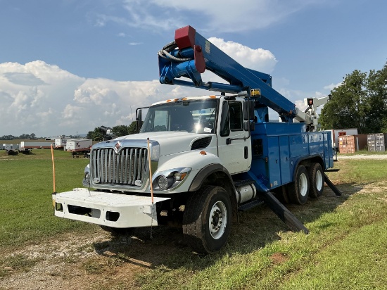 2015 INTERNATIONAL WORKSTAR 7400 w/ HI-RANGER TL 55FT BUCKET