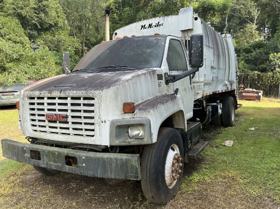 2005 GMC C8 Garbage Truck