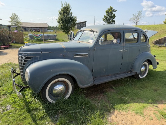 1939 CLASSIC PLYMOUTH 4 DOOR