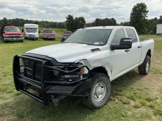 2023 Ram 2500 4x4 Tradesmen Crew Cab Pickup Truck