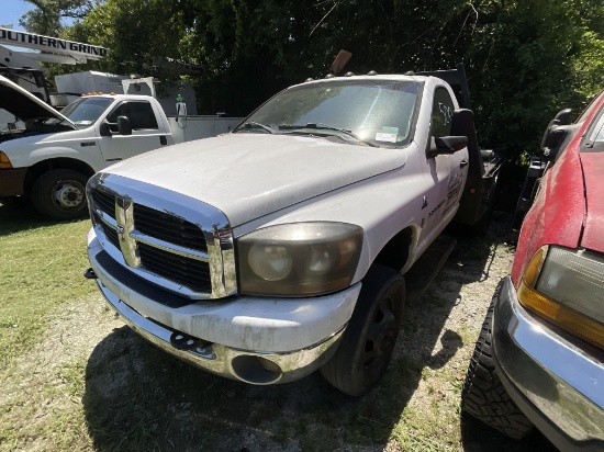2006 Dodge Ram 3500 Single Cab Flatbed Pickup Truck