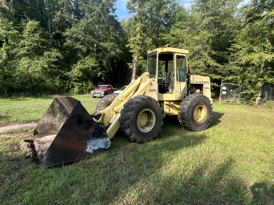 John Deere 544C ARTICULATING WHEEL LOADER W/ BUCKET & LOG GRAPPLE