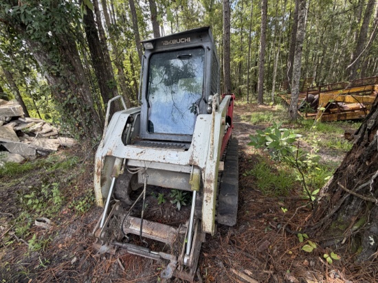 Takeuchi TL240 Skid Steer Loader