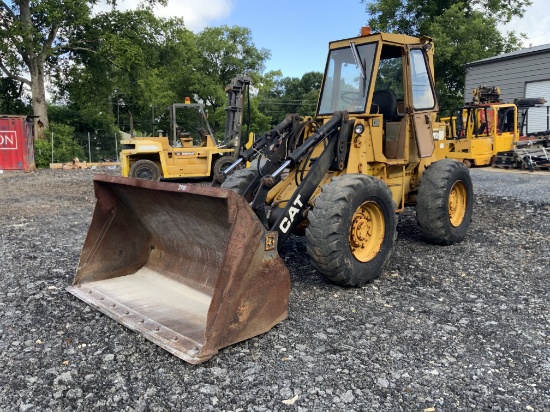 Caterpillar IT12 Wheel Loader
