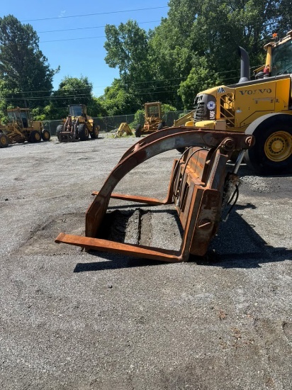 Volvo 120F Wheel Loader Forked Grapple