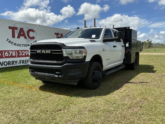 Ram 3500 Tradesmen 4x4 Crew Cab Flat Bed Service Tuck