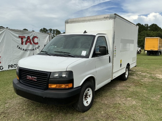 2019 GMC Savana 12ft Box Truck