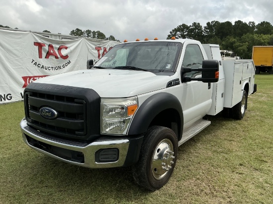 2016 Ford F-550 Super Duty Regular Cab Service Truck