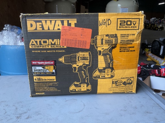 DeWalt Atomic Compact Series Battery Powered Drill And Bit Driver