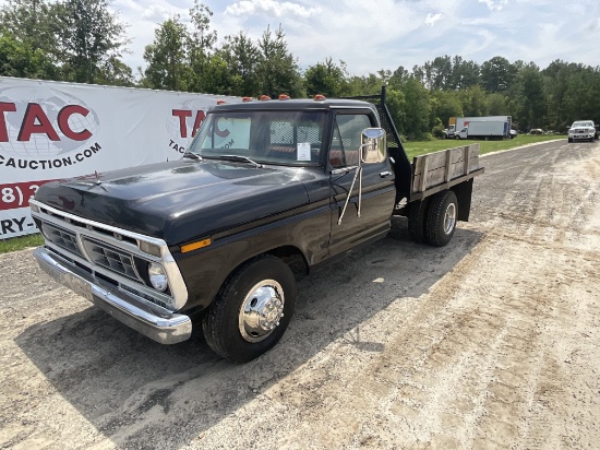 1977 Ford Flatbed Pickup