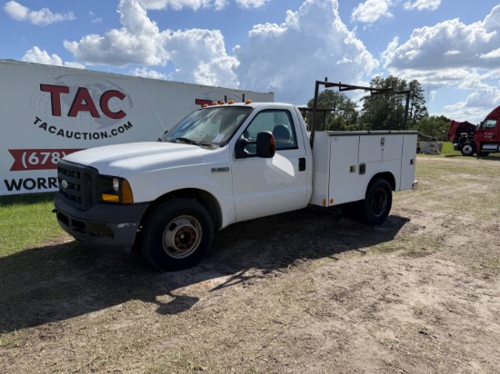 2006 Ford F-350 Super Duty Service Body Truck