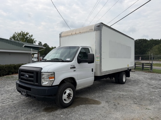 2019 Ford E-350 16ft Box Truck
