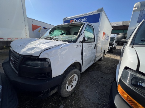2021 GMC Savana 12ft Box Truck