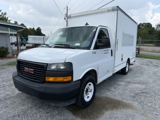 2019 GMC Savana 12ft Box Truck
