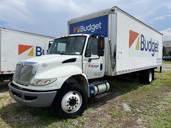 2019 International MA025 26ft Box Truck