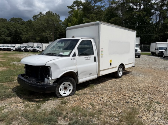 2019 GMC Savana 12ft Box Truck