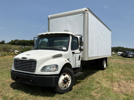 2005 FREIGHTLINER M2 106 26FT BOX TRUCK