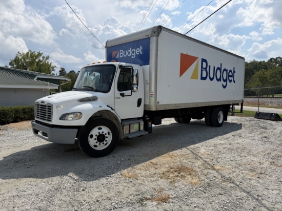 2017 Freightliner M2106 26ft Box Truck