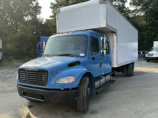 2005 Freightliner Crew Cab FLD132 24ft Box Truck