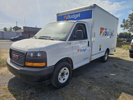 2019 GMC Savana 12ft Box Truck