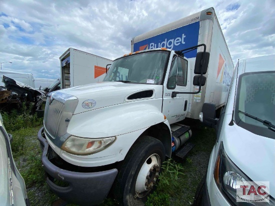 2018 International MA025 26ft Box Truck
