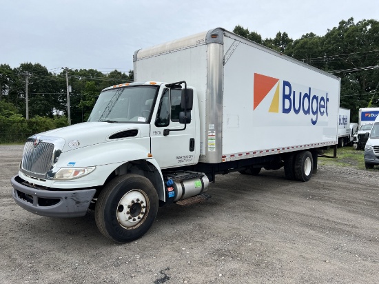 2018 International MA025 26ft Box Truck