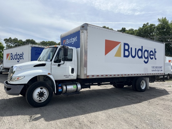 2018 International MA025 26ft Box Truck