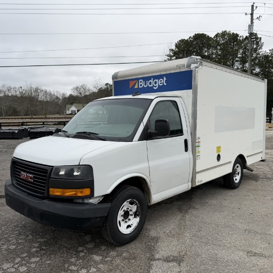 2019 GMC Savana 12ft Box Truck
