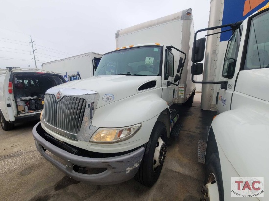 2017 International MA025 26ft Box Truck