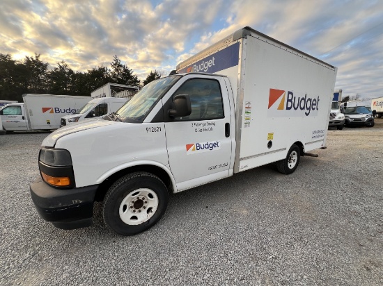 2019 GMC Savana 12ft Box Truck