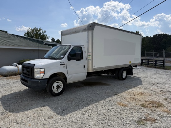 2019 Ford E-350 16ft Box Truck
