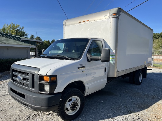 2016 Ford E-350 16ft Box Truck